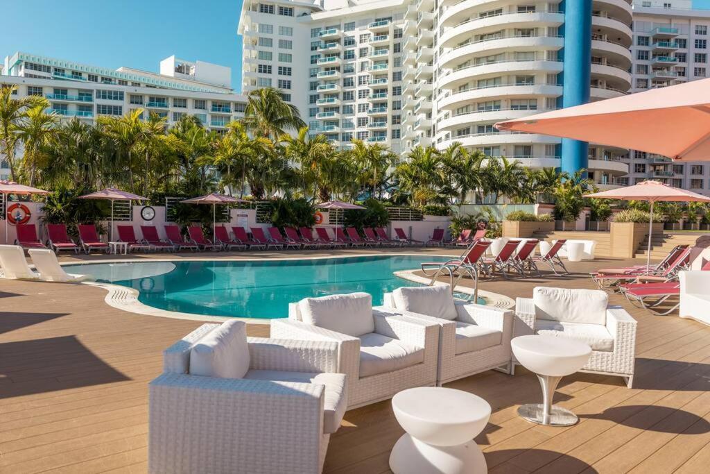 3 Bedroom Apt Ocean-Front Resort The Alexander Miami Beach Exterior photo